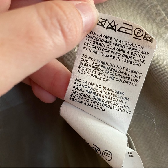 MaxMara beige Virgin Wool 2 button blazer - Picture 14 of 15